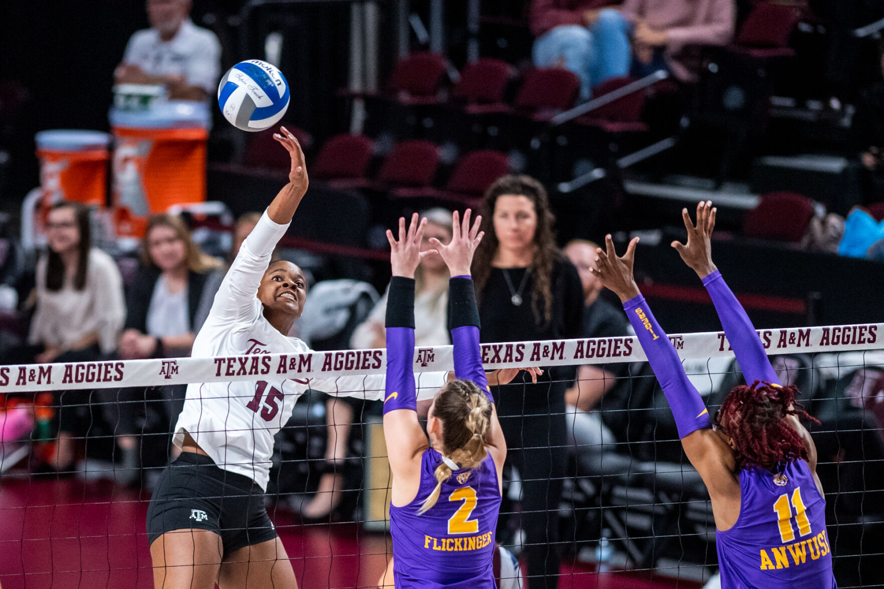 111722-bcs-sports-AggieVolleyball004.JPG